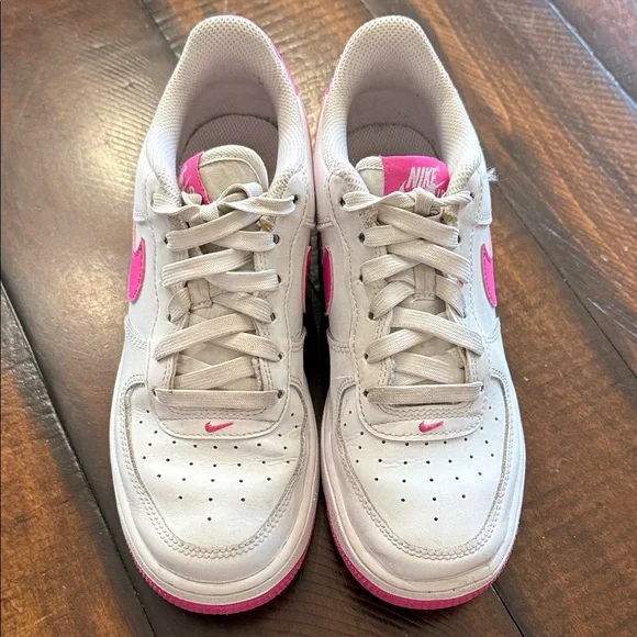 Girls Nike Air Force 1 - Picture 2 of 15